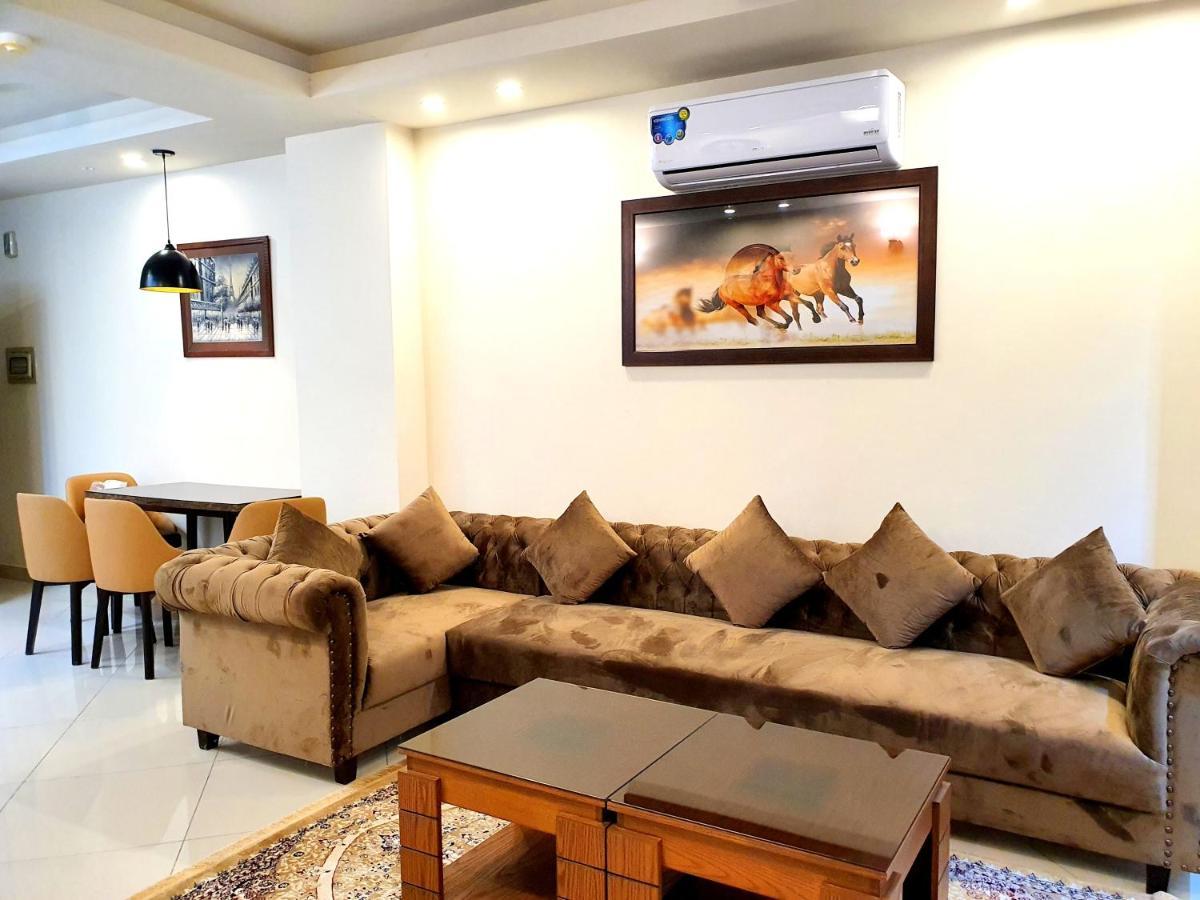 Luxurious Landing Apartments & Suites Bahria Town Rawalpindi Dış mekan fotoğraf