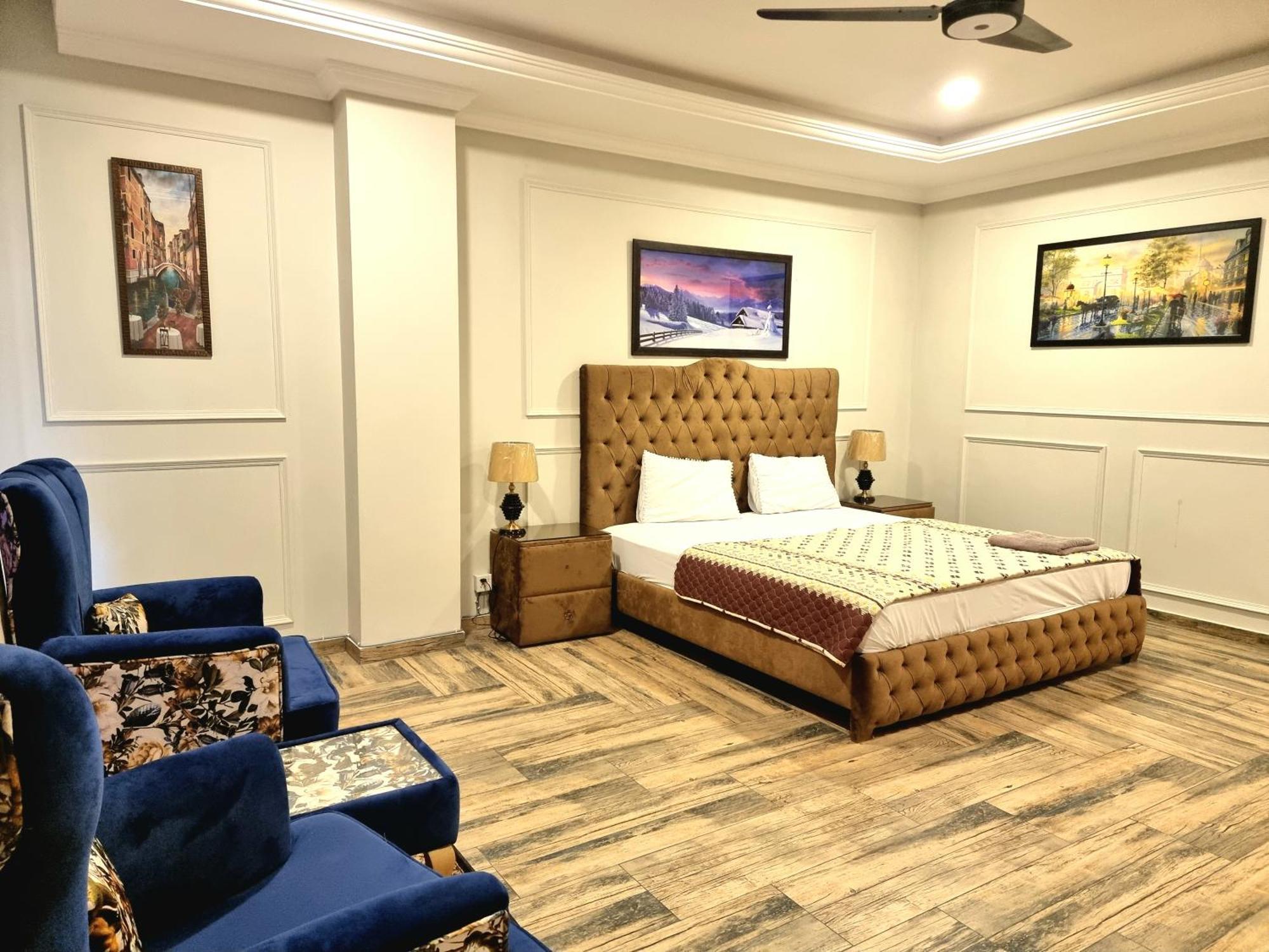 Luxurious Landing Apartments & Suites Bahria Town Rawalpindi Oda fotoğraf